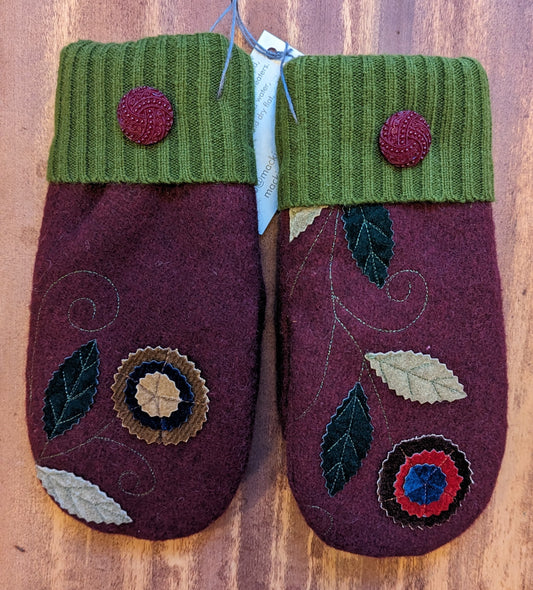 Mackinac Mittens Mulberry Applique